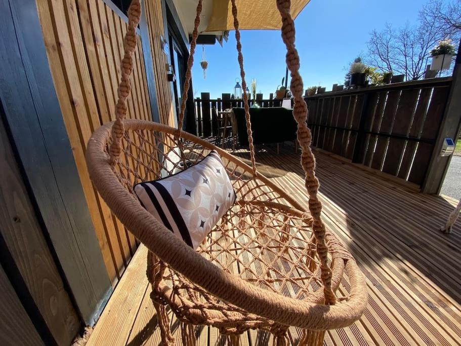 Halte A Reyrieux Bed & Breakfast Exterior photo